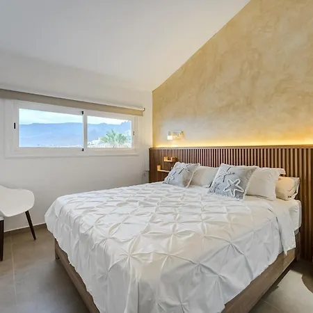 Superb Ocean View With Private Pool - Chiara Tenerife Villa *