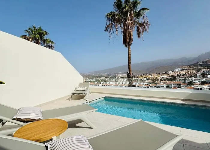 Superb Ocean View With Private Pool - Chiara Tenerife Вілла